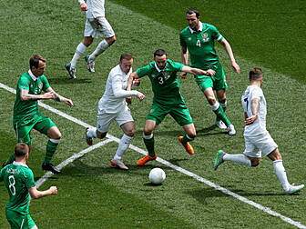 Keith Andrews: 'Defensivel...